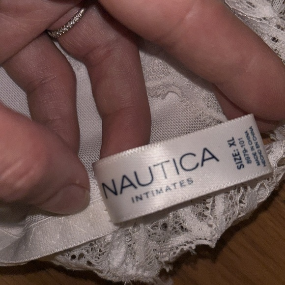 Nautica white racer back bra, extra large women’s white lace - Picture 4 of 5